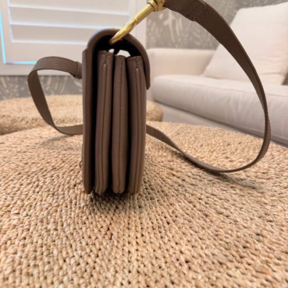 See By Chloe Mini Hana Bag Motty Gray Leather Key Crossbody Flap Messenger Bag - Picture 7 of 10